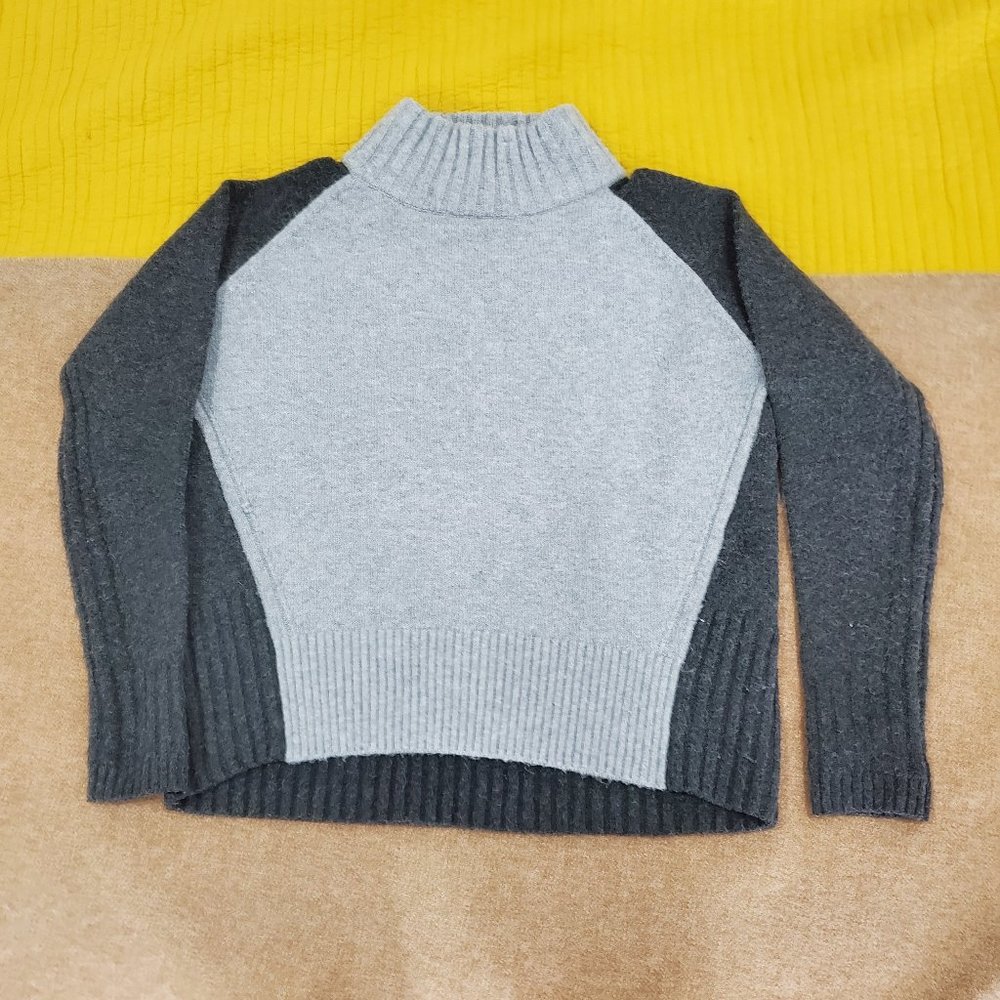 White House Black Market sweater